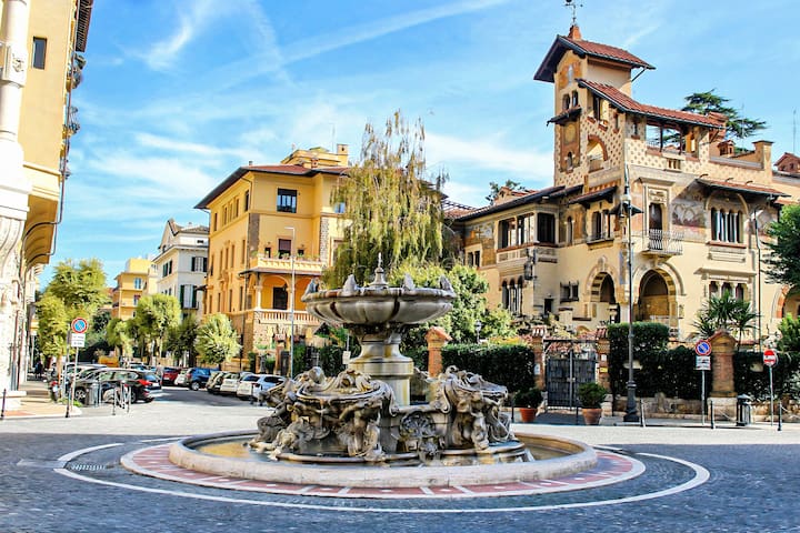 Coppedè Lovely Apartment gallery image 4