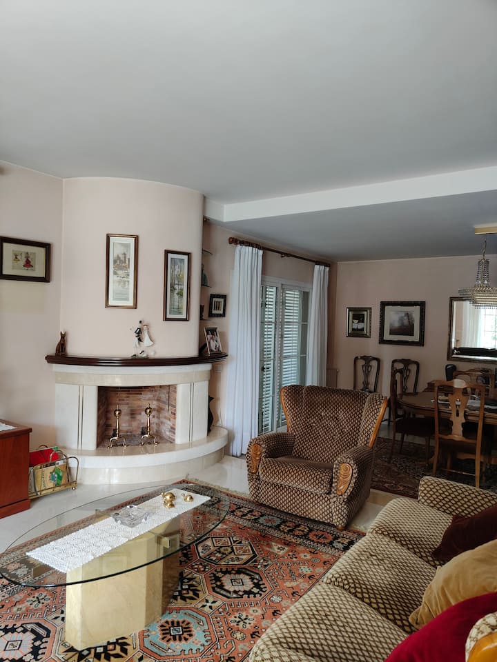 Casa Acogedora Con Piscina En Flaçà - Costa Brava