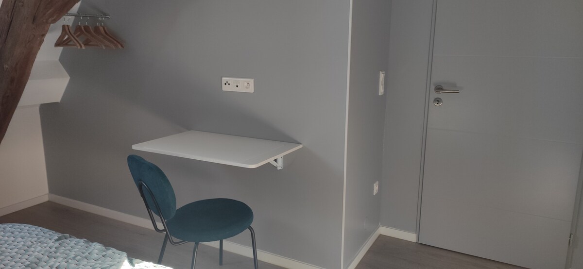 โต๊ะทำงานระยะไกล Wifi + อีเธอร์เน็ต