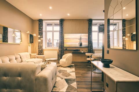 Top Airbnb: "Pearl" panoramic view à Lons Le Saunier