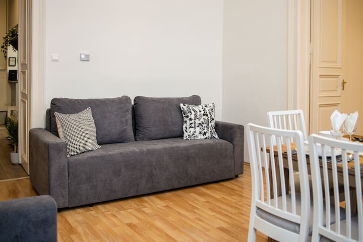 მისაღები ოთახი