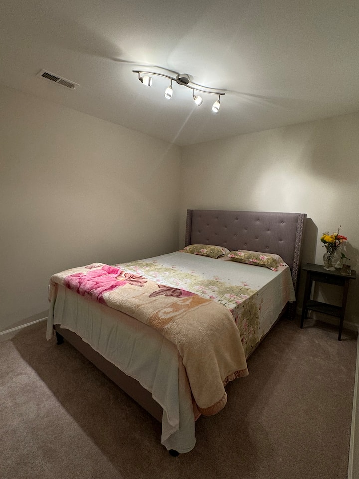 11’ To Iad Airport, Private Room And Bath  Ashburn - Leesburg, VA