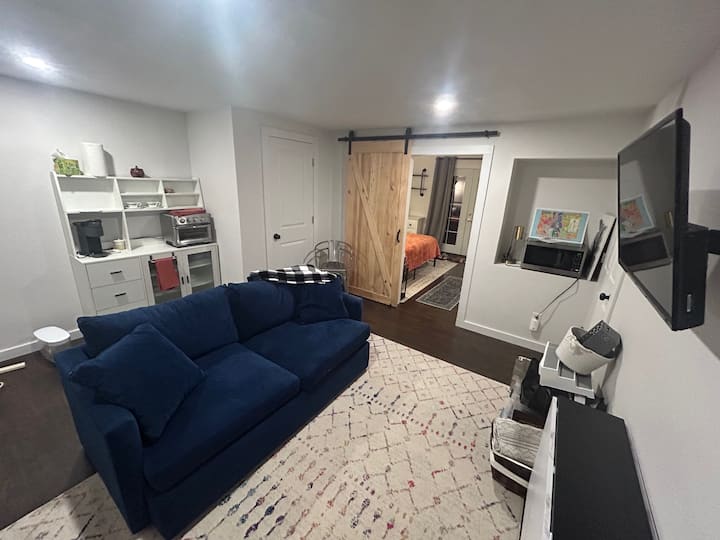 5 Star *Cozy, Clean, And Bright! Private Walkout* - Castle Rock, CO