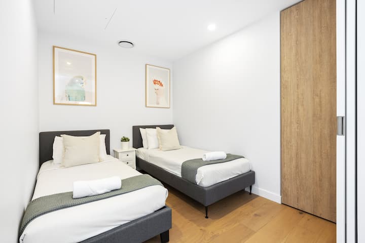 2. spavaća soba - 2 x krevet za jednu osobu 