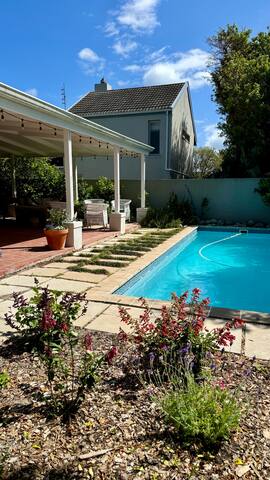 Mariners Retreat gallery image 2