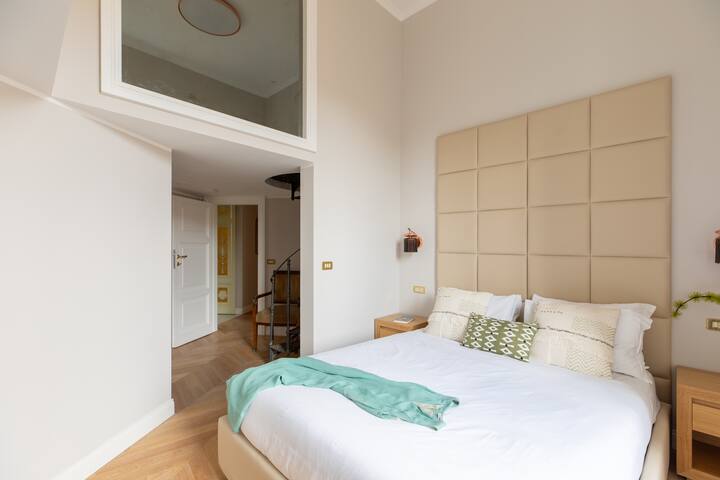 iFlat | Vatican & Navona Brand New Chic Apartment gallery image 2