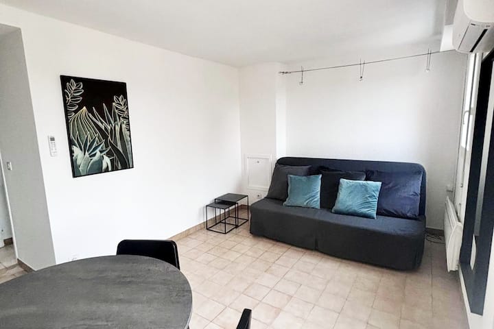 Appartement Avec Parking Privé - Le Tholonet