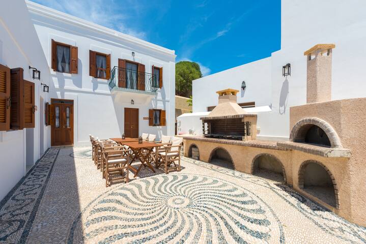 Villa Eftihia gallery image 4