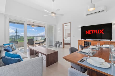 Top Airbnb: PH Door Arena Pool and Gym in Mezcales