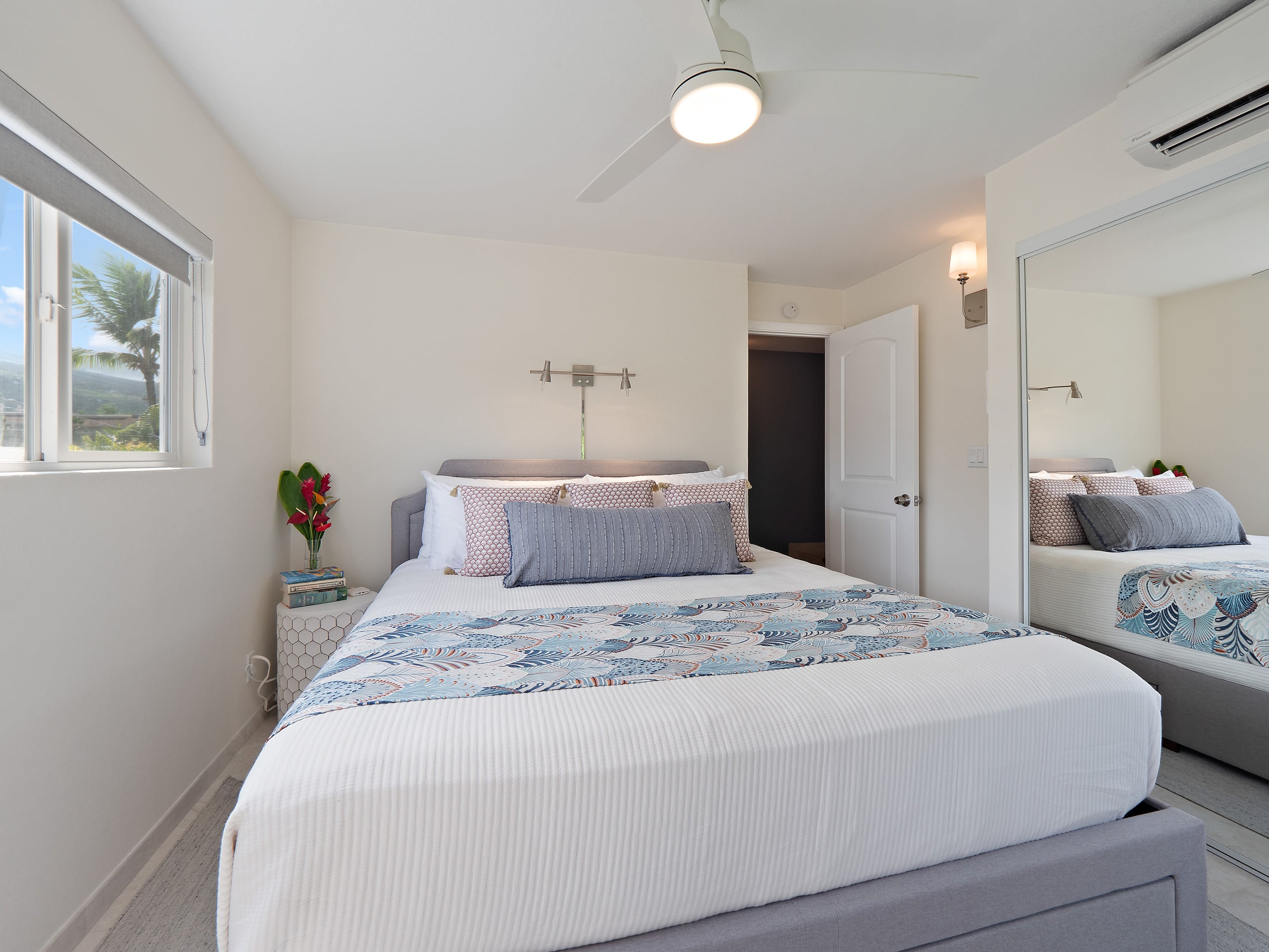 Gorgeous Unit, Stunning Views! - Image 20