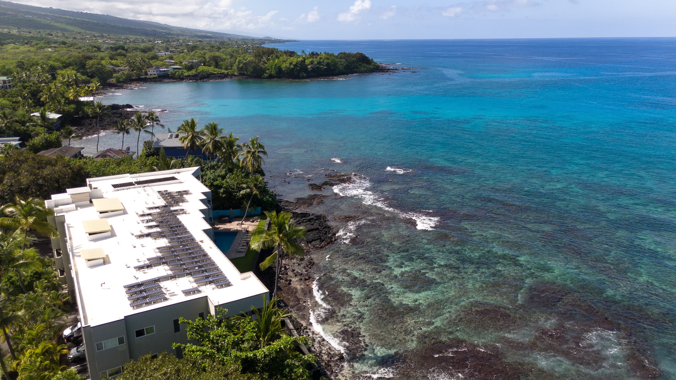 Gorgeous Unit, Stunning Views! - Image 32