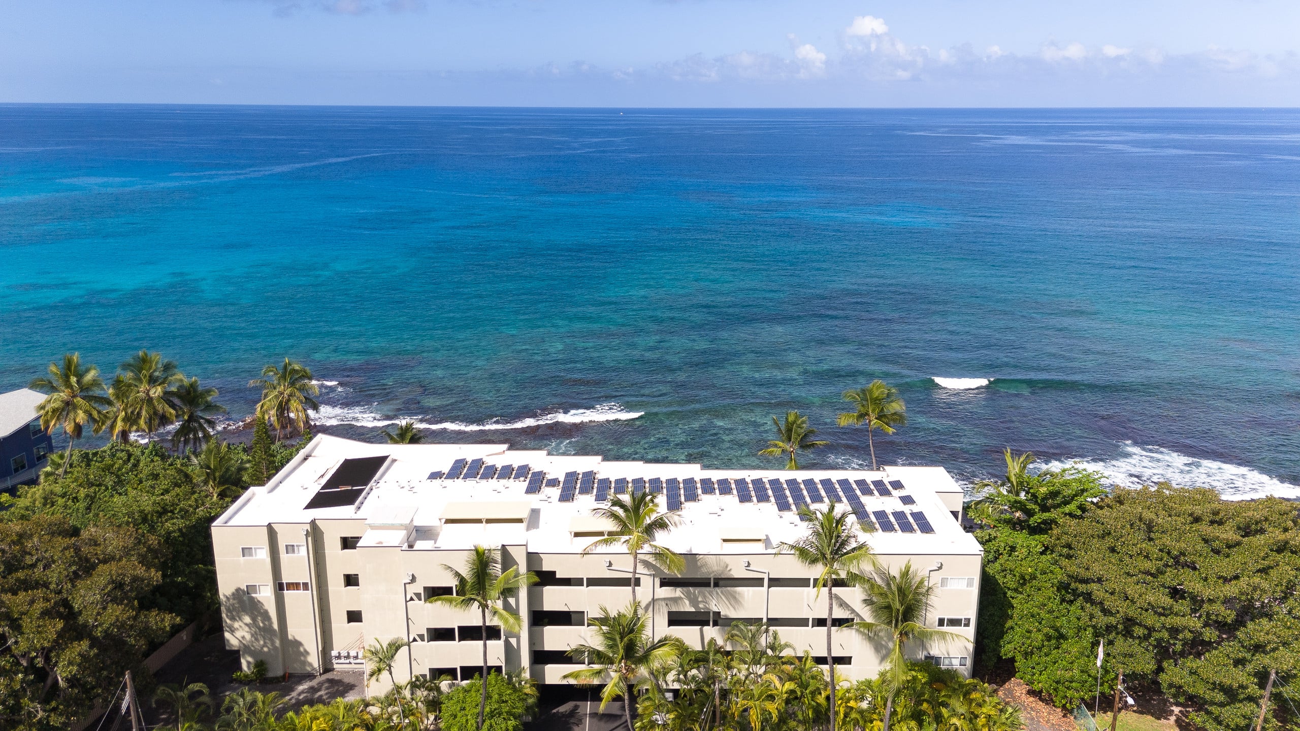 Gorgeous Unit, Stunning Views! - Image 31