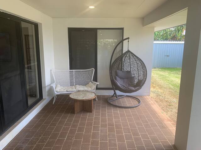 Suburban Family Oasis gallery image 2