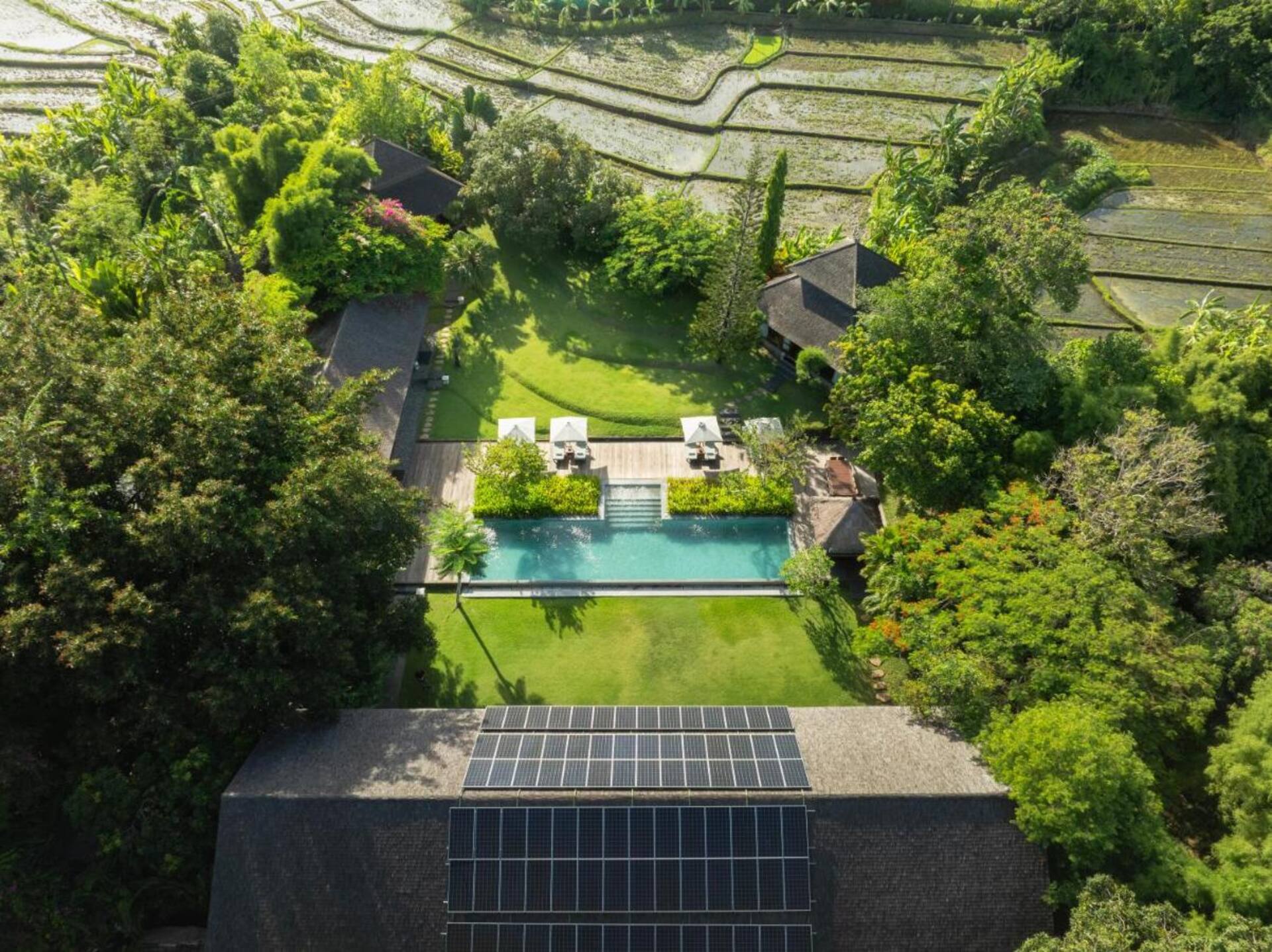 Rustic Charm Retreat 7 Bedroom Private Villa in Kerobokan 3