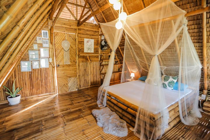Luxa-frame W/ Outdoor Bathtub + Breakfast Included - Philippines