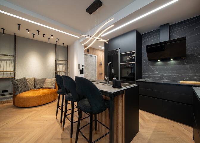 Grand Urban Suite gallery image 2