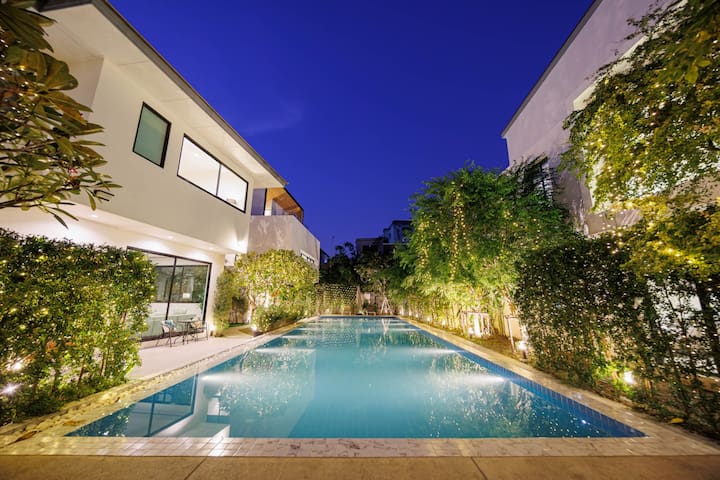 曼谷素坤逸-S6别墅