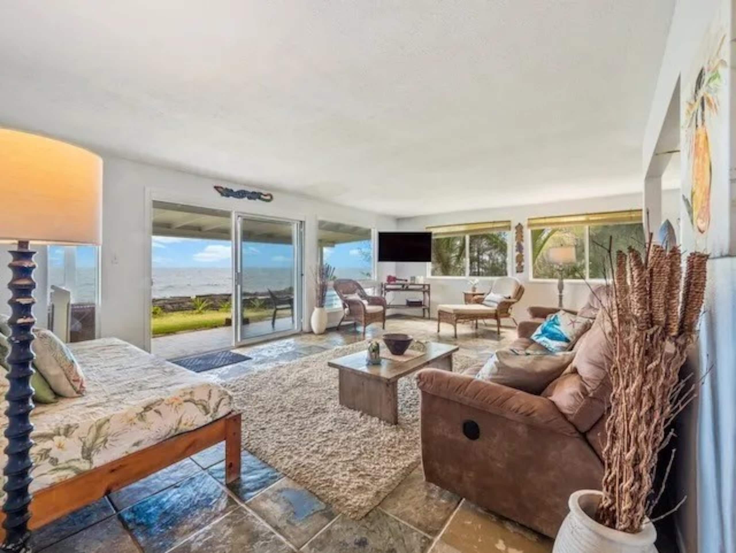 Home in Keaau · ★4.9 · 3 bedrooms · 3 beds · 2 baths - Image 2