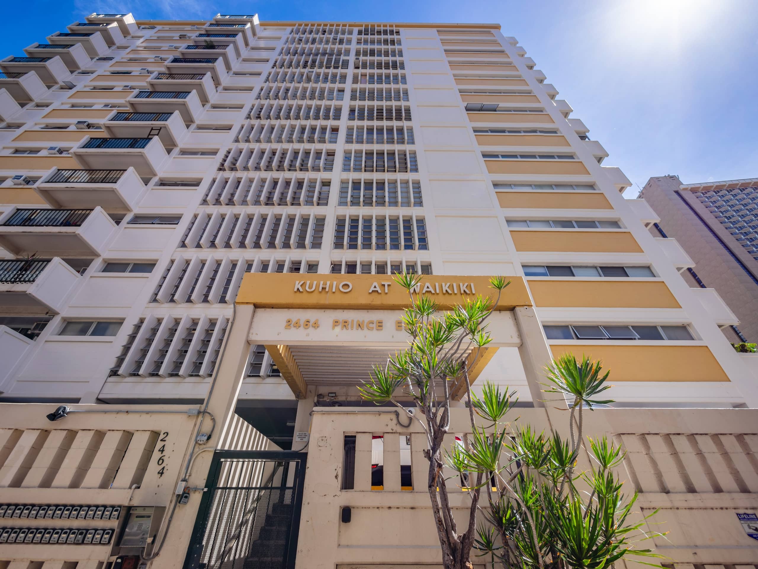 HighFloor 2BR/2BA 4beds Partial Ocean View+Parking - Image 61