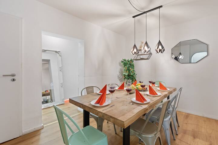 Big stay for 13 in Kreuzberg gallery image 5