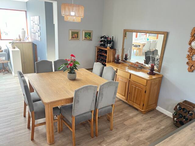 Divine View gallery image 5