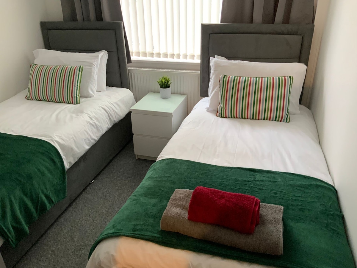 غرفة النوم 2