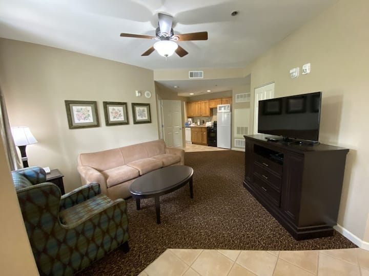 Cozy 1br/1ba Suite 3 Mi To Historic Williamsburg - Williamsburg, VA