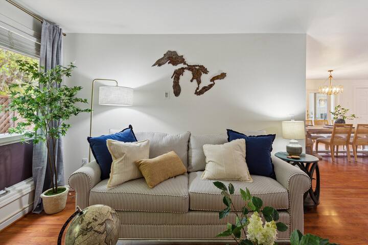 The Bay Inn managed Airbnb listing 1