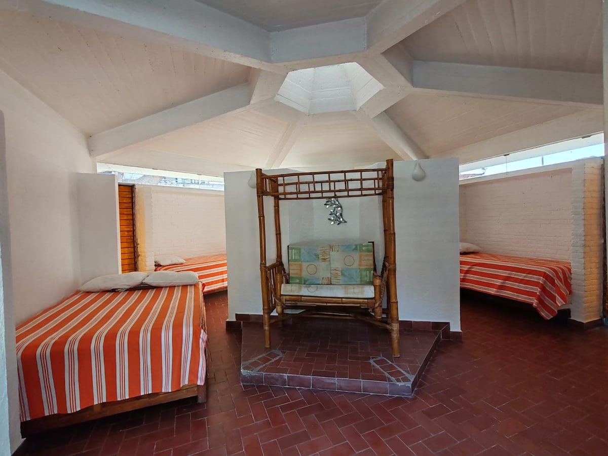 საძინებელი 2