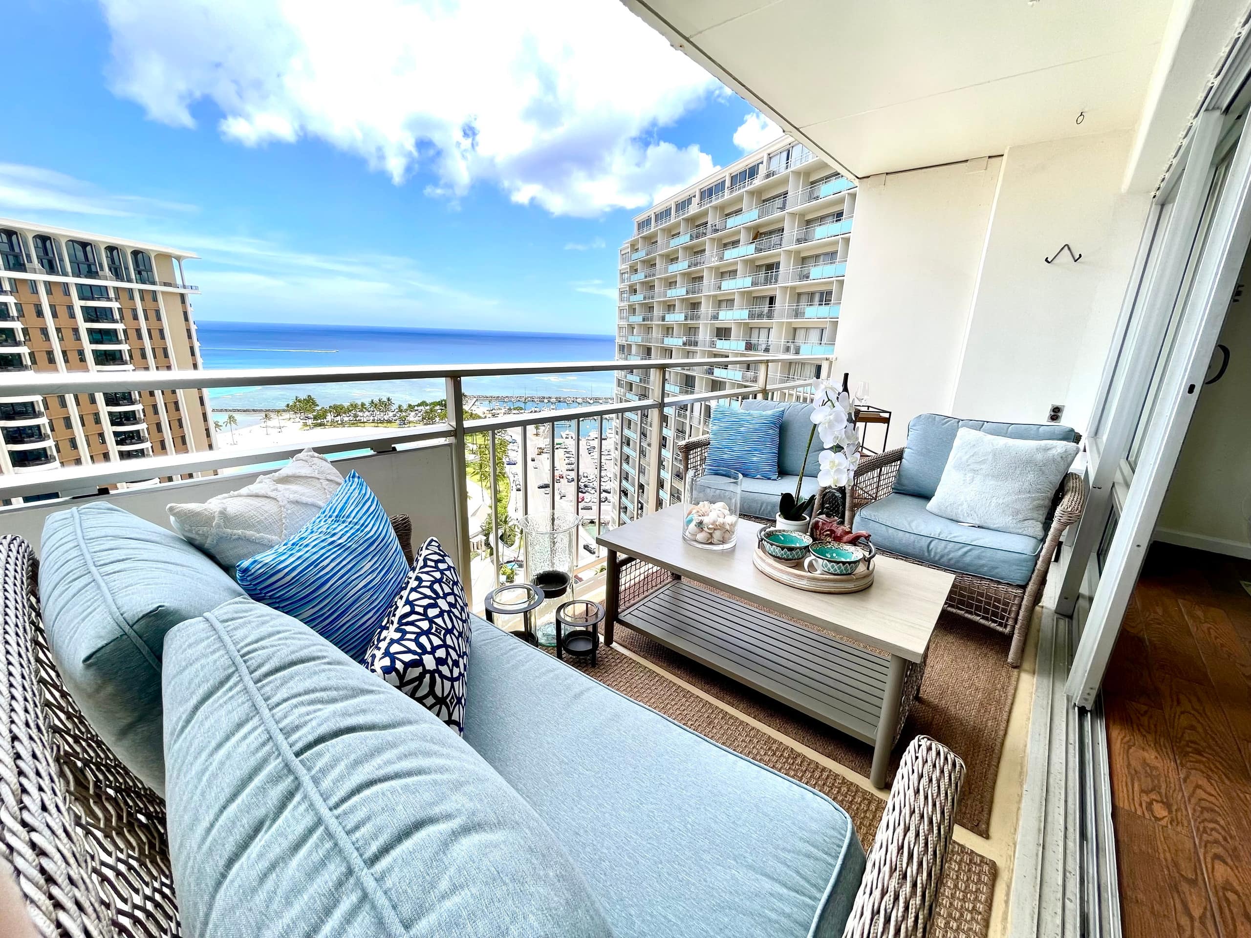 Condo in Honolulu · ★4.78 · 1 bedroom · 1 bed · 1 private bath - Image 17
