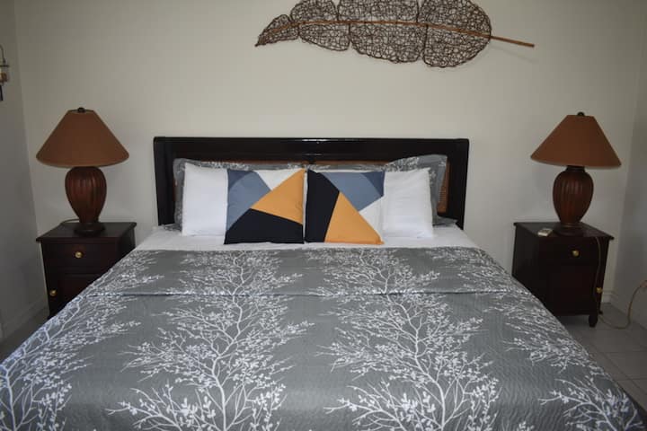 საძინებელი 1