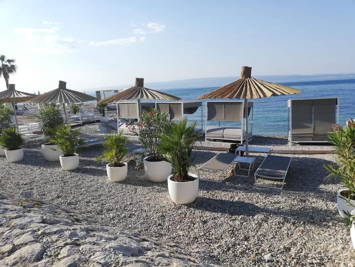 NICE APARTAMENT DIRECTLY ON THE BEACH