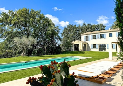 Villa Cactus, pool, air conditioning, 6 bedrooms, near Uzès