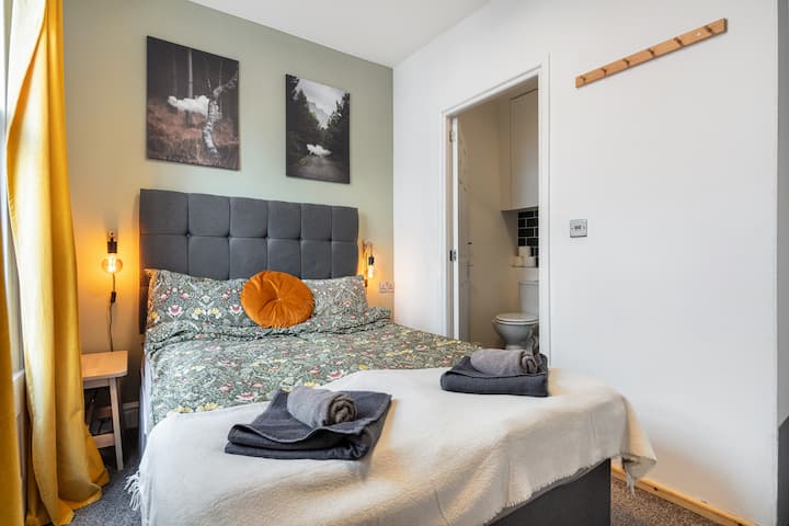 Cosy, Neat Little Central Studio - London