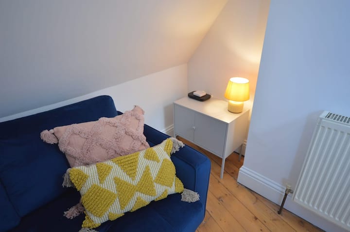 Seafront 2 Bed Loft Apartment - Margate