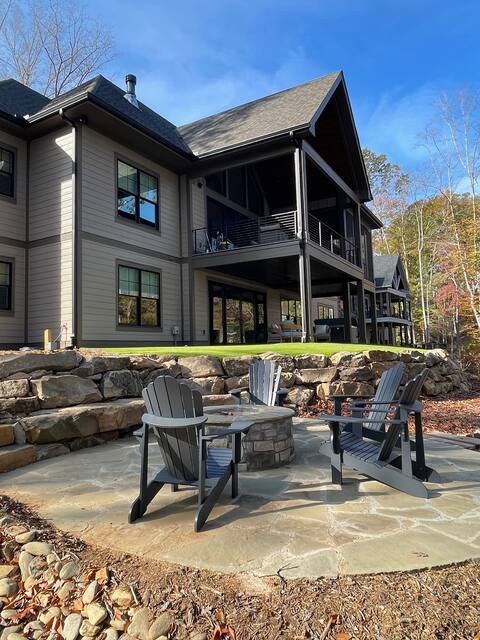 Harborside Retreat on Lake Keowee
