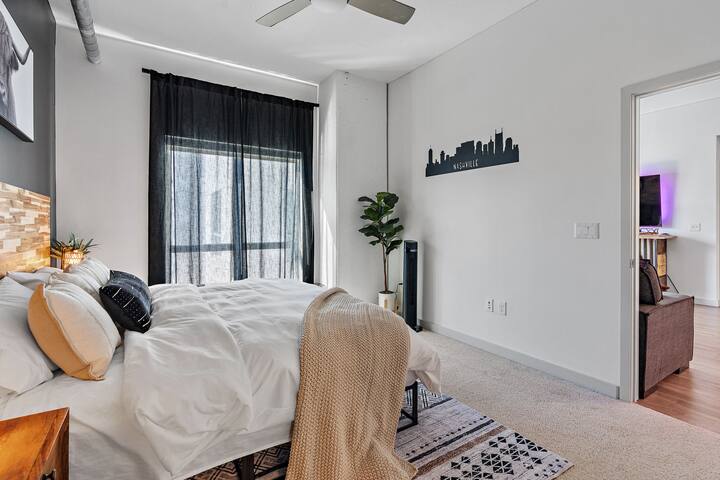 Walk2Brdway~King Bed~Queen Bunkbed~Fast Wifi~Pool gallery image 3