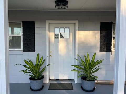 Top Airbnb: Fisherman's Haven by the Lakes/ Bass Fishing HQ in Leesburg