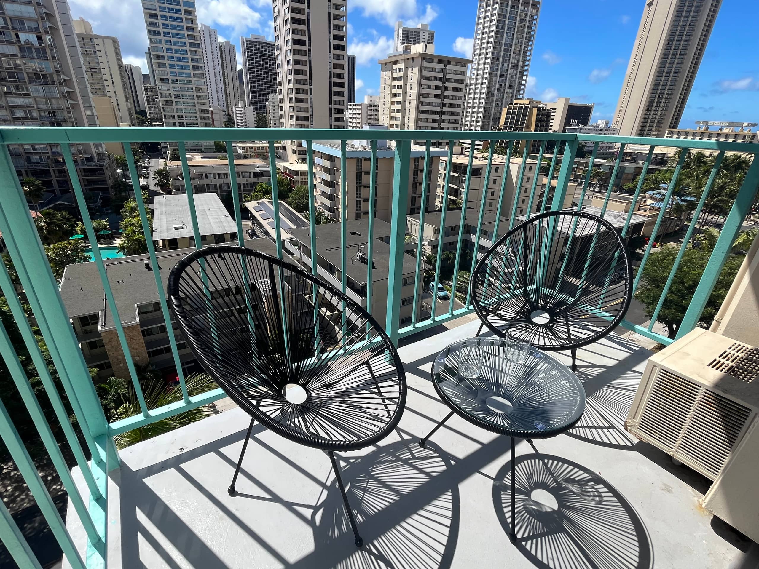Condo in Honolulu · ★4.0 · 1 bedroom · 2 beds · 1 bath - Image 25
