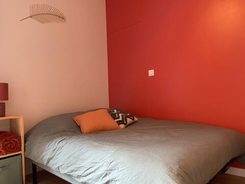 Top performing Airbnb: Charming studio facing the washhouse in Vitré