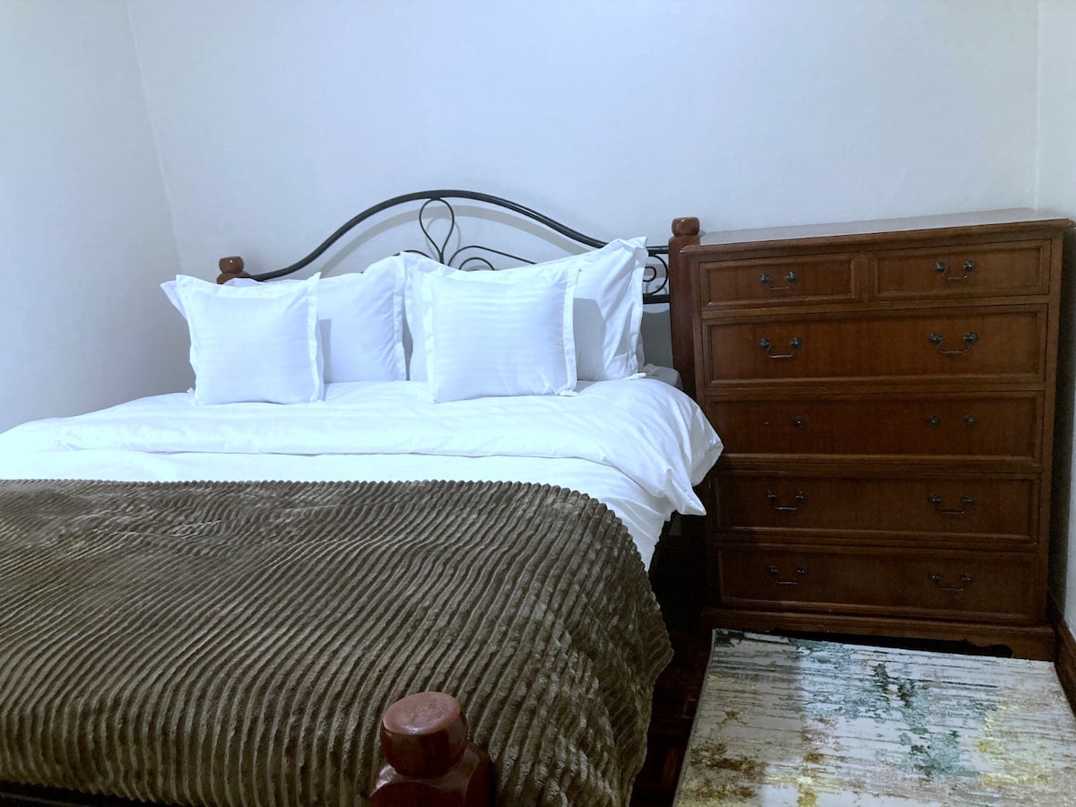 საძინებელი 1