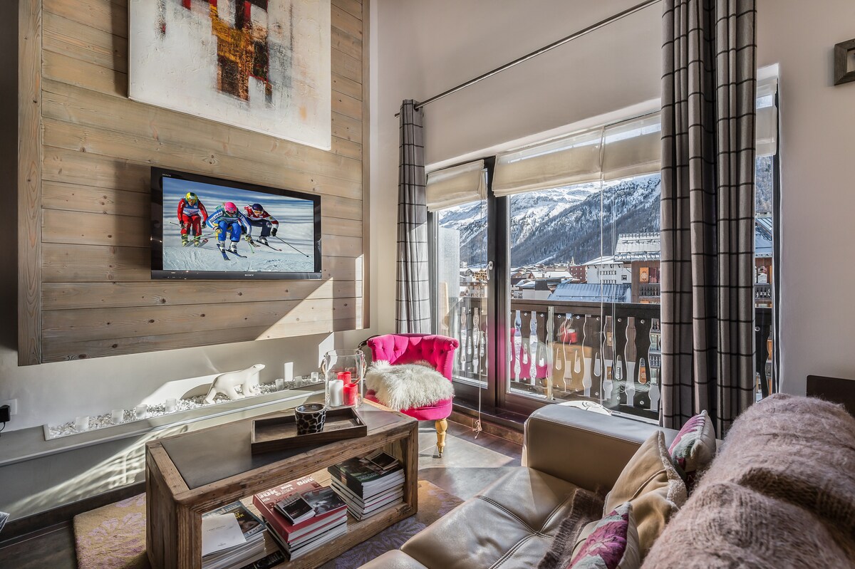 Propriété Airbnb réussie: Val d'Isere Luxurious Downtown Duplex Apartment à Val D'isère