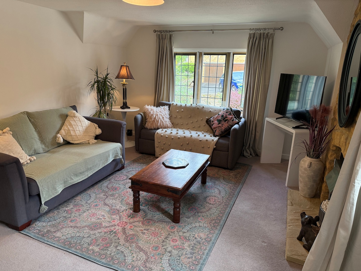 Top performing Airbnb: Elegant & Authentic | Central Location, Cotswolds in Chipping Campden