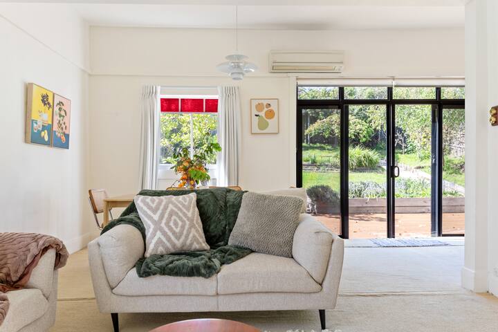 Hollybrooke - Entire 3br Cosy Cottage - Launceston