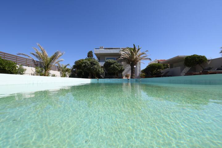 The Breath Of The Sea gallery image 5