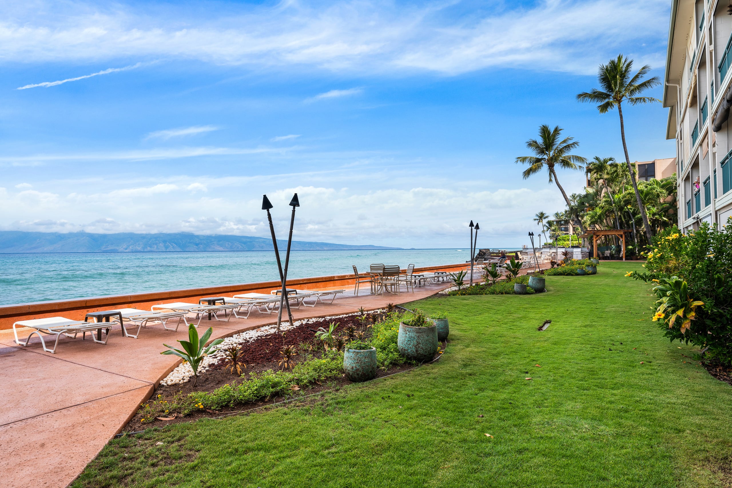 Condo in Lahaina · ★5.0 · 3 bedrooms · 5 beds · 2.5 private baths - Image 36