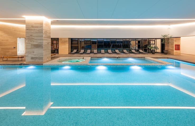 Neuchatel Polanco: pool & gym