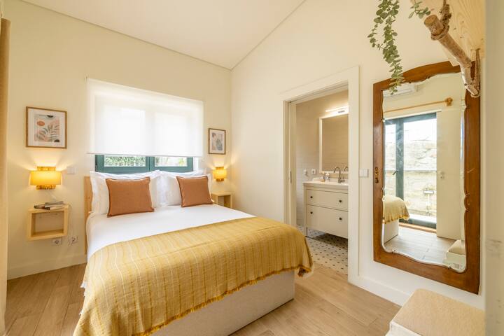 Luís Brigde Apartment with Garden-Agapestay gallery image 5