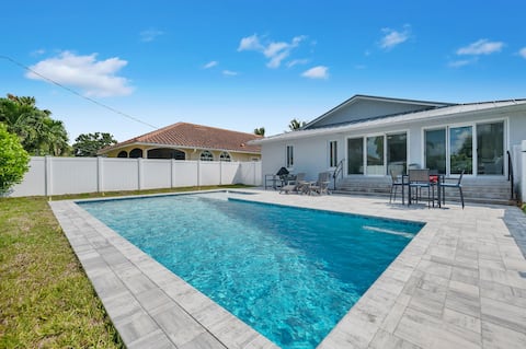 Beach Breeze Bungalow