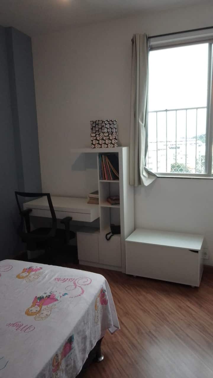 Estación de trabajo de la habitación 3